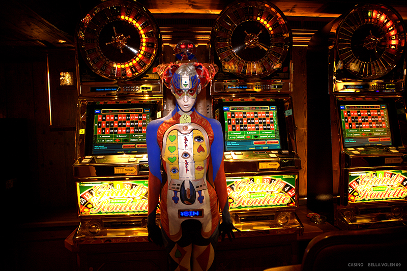 casino bodypainting